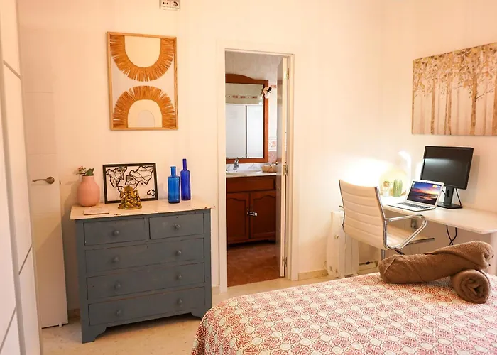 Tarifa Family House 5 Min Walk To The Beach And Old Town