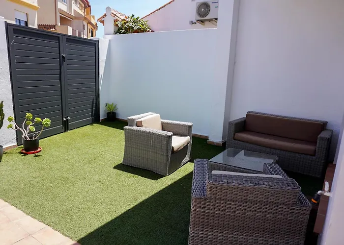 Tarifa Family House 5 Min Walk To The Beach And Old Town